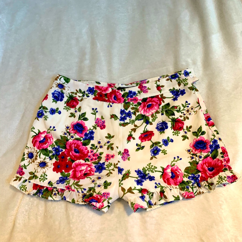 Forever 21 floral shorts